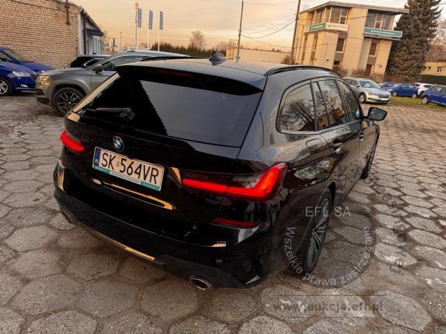3 - BMW Seria 3 318i M Sport aut Kombi 2021r. SK564VR UWAGA!! Pojazd znajduje się w lokalizacji: Katowice 40-689, Małachowskiego 16