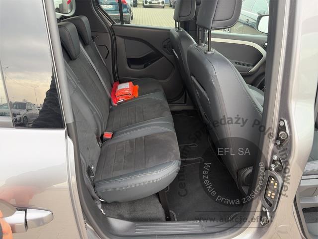 9 - MERCEDES - BENZ T 180 D PROGRESSIVE AUTOMAT 2025r. DX57947 Magnice