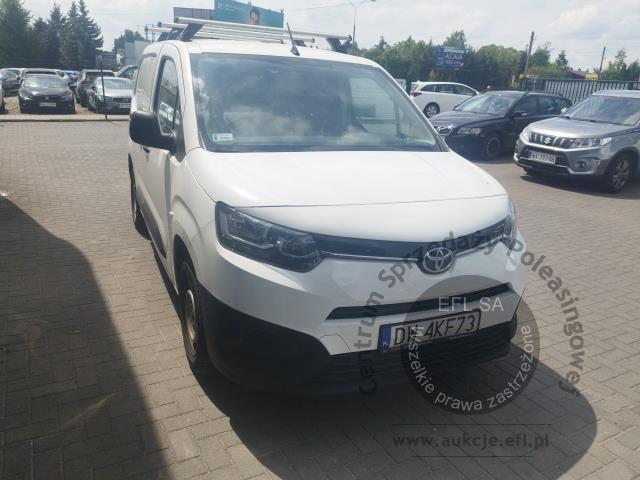 2 - Toyota Proace City 1.5 D-4D Standard  2020r. DW4KF73 UWAGA!! Pojazd znajduje się w lokalizacji: Janki, Al. Krakowska 52, 05-090 Janki