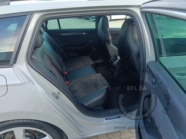 14 - SKODA SUPERB 2.0 TSI 272 KM 4x4 DSG 2019r.