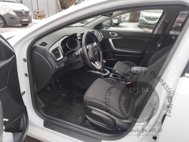 8 - Kia Cee'd Ceed 1.0 T-GDI M Kombi 2022r. WND3952C Pojazd znajduje się w firmie ARCTOS GROUP sp. z o.o. Al. Krakowska 7, 02-183 Warszawa