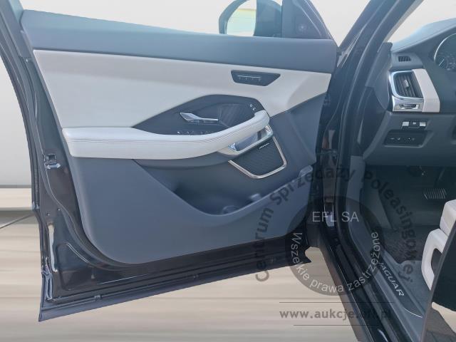 9 - JAGUAR E-PACE 2.0D 150KM AUTOMAT 2018r.