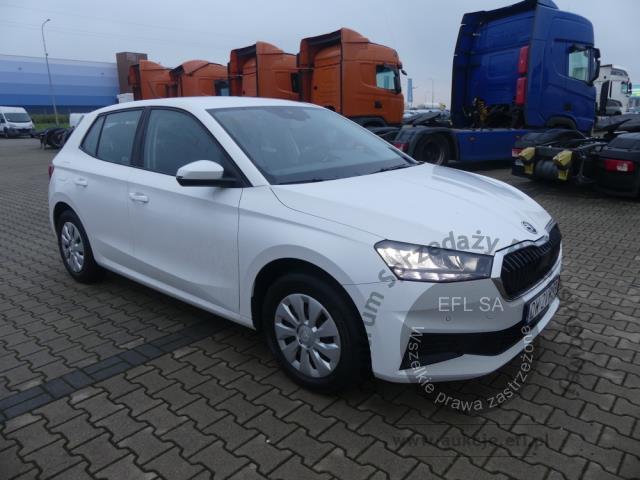 3 - Skoda Fabia 1.0 Ambition Hatchback 2023r. DW2VW03 Magnice