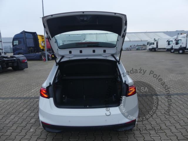 9 - Skoda Fabia 1.0 Ambition Hatchback 2023r. DW2VW03 Magnice