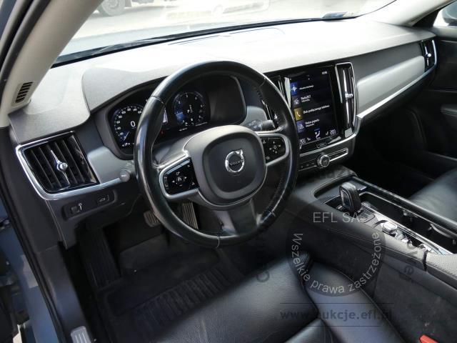 5 - VOLVO V90 B4 D AWD 2.0 MHEV AUTOMAT 2020r.