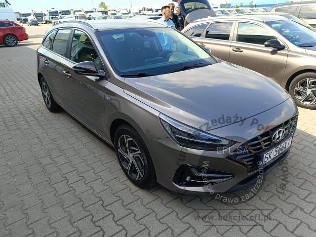 5 - Hyundai i30 1.5 T-GDI 48V Smart Kombi 2023r. SK566XT Magnice