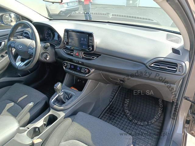 8 - Hyundai i30 1.5 T-GDI 48V Smart Kombi 2023r. SK566XT Magnice