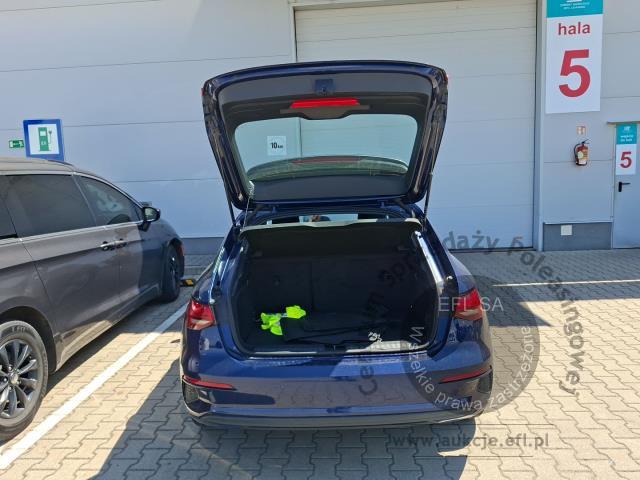 7 - Audi A3 30 TDI S tronic Hatchback 2023r. DW5VF20 Magnice