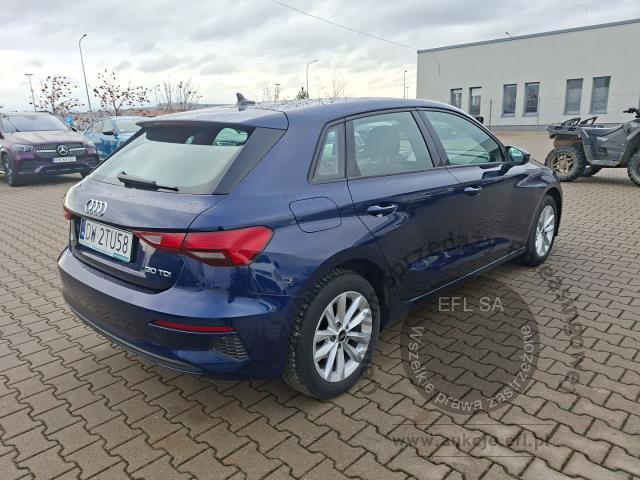 5 - Audi A3 30 TDI S tronic Hatchback 2022r. DW2TU58 Magnice