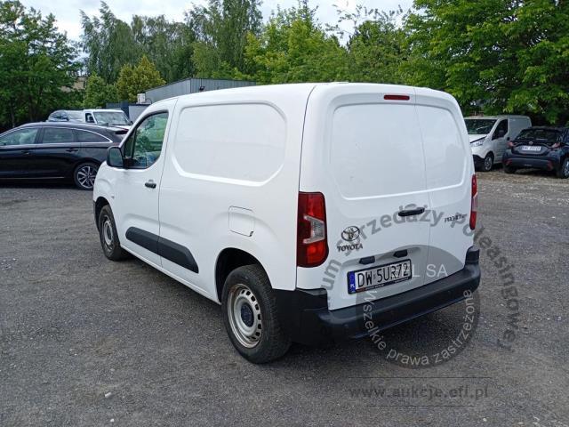 6 - Toyota  Proace City 2022r.