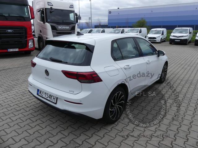12 - VOLKSWAGEN GOLF 1.0 ETSI 110KM MHEV 2020r.