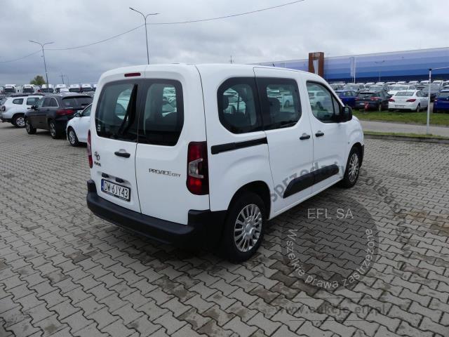 3 - TOYOTA PROACE CITY Verso 1.5 D-4D 2020r. DW6JY43 UWAGA!! Pojazd znajduje się w lokalizacji: Jawornik 90, Myślenice 32-400