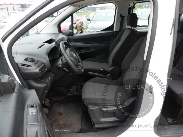 6 - TOYOTA PROACE CITY Verso 1.5 D-4D 2020r. DW6JY43 UWAGA!! Pojazd znajduje się w lokalizacji: Jawornik 90, Myślenice 32-400