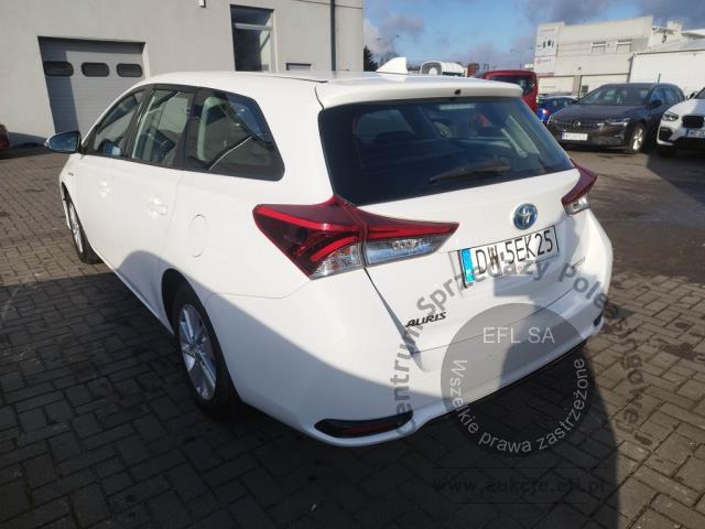 4 - Toyota Auris Hybrid 135 Active 2018r. DW5EK25 UWAGA!! Pojazd znajduje się w lokalizacji: Jawornik 90, Myślenice 32-400