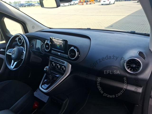 11 - MERCEDES-BENZ T180 D PROGRESSIVE AUTOMAT 2023r. DW8WA29 Magnice