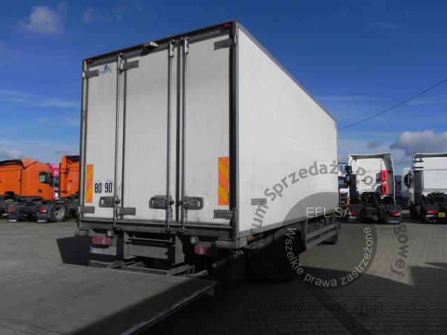 8 - RENAULT D 16 2014r.