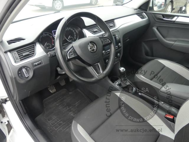 7 - SKODA RAPID 1.0 TSI 110KM LIFTBACK 2018r.