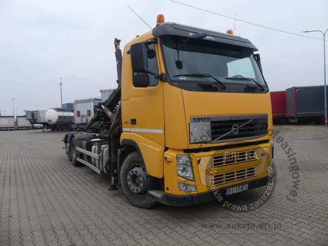 2 - Ciężarówka VOLVO / ELBO FH 420 6X2 2013r. "HAKOWIEC"