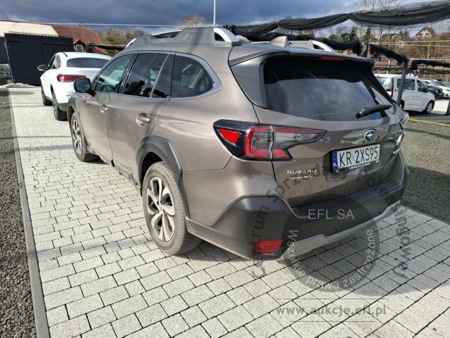2 - Subaru  Outback 2.5i Platinum (EyeSight) Lineartronic 2021r. KR2XS95 Pojazd znajduje się w firmie AACAR sp. z o.o. Jawornik 90, 32-400 Myślenice