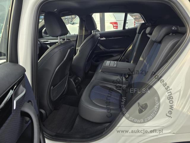 8 - BMW X2 xDrive20i M Sport aut Kombi   2022r. SK464XJ Pojazd znajduje się w firmie AACAR sp. z o.o. Kasztanowa 5, 32-400 Jawornik