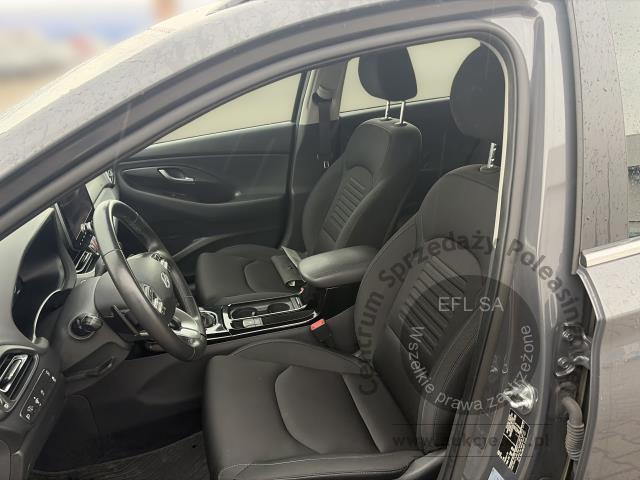 11 - HYUNDAI I30 1.5 KOMBI AUTOMAT SMART 2024r.