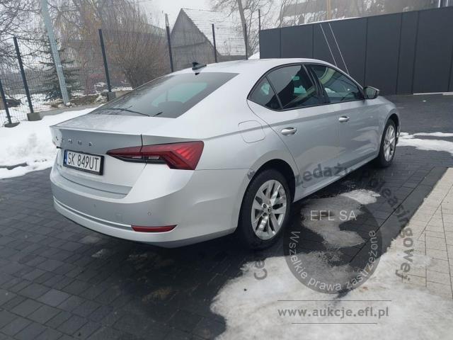 2 - Skoda Octavia 2.0 TDI Ambition Hatchback  2021r. SK849UT UWAGA!! Pojazd znajduje się w lokalizacji: Jawornik 90, Myślenice 32-400
