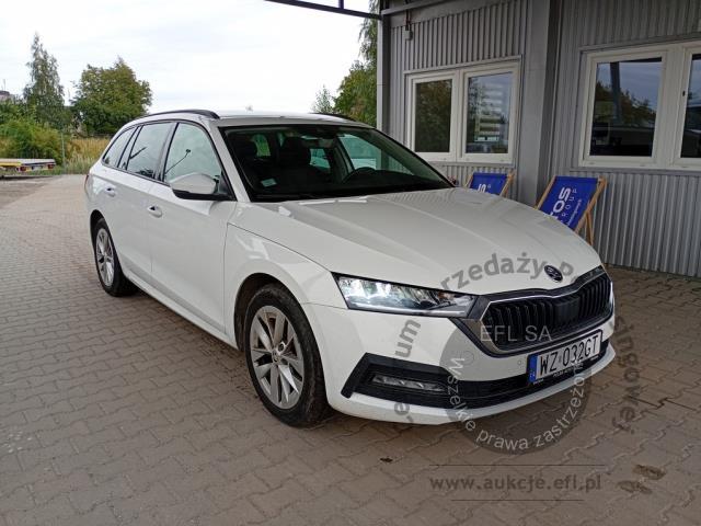 3 - Skoda Octavia 2.0 TDI Ambition DSG 2023r. WZ032GT Pojazd znajduje się w firmie ARCTOS GROUP sp. z o.o. Al. Krakowska 7, 02-183 Warszawa