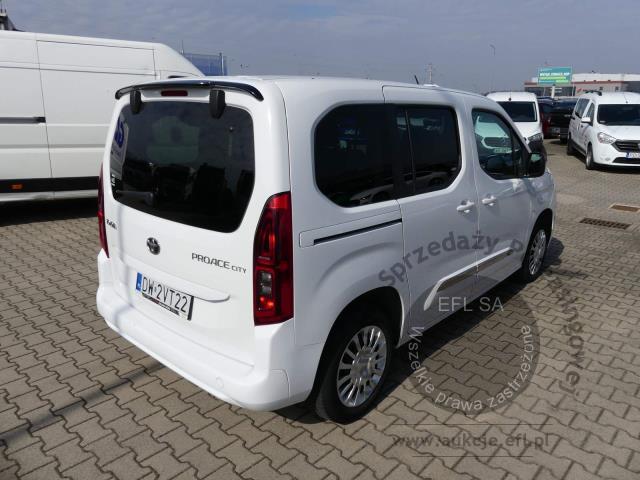 12 - TOYOTA PROACE CITY VERSO 1.5 D-4D  2023r.