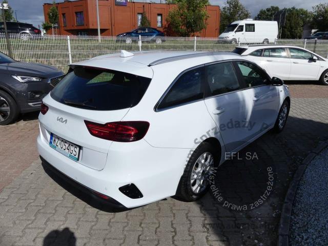4 - Kia Ceed 1.0 T-GDI M Kombi 2023r. WZ054GS AUTO MOTO CENTRUM Sp. z o.o. Poznań 61-312, ul. Ostrowska  328