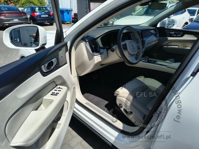 7 - Volvo XC60 B4 D Momentum aut 2022r. WND9149A UWAGA!! Pojazd znajduje się w lokalizacji: Janki, Al. Krakowska 52, 05-090 Janki