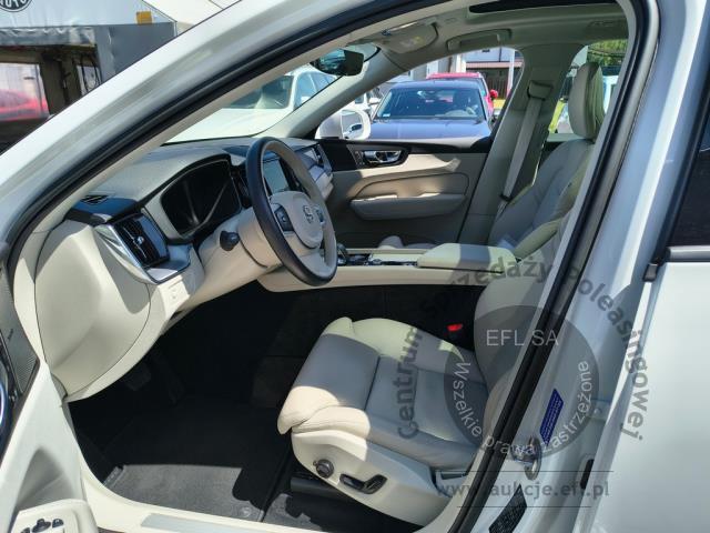 8 - Volvo XC60 B4 D Momentum aut 2022r. WND9149A UWAGA!! Pojazd znajduje się w lokalizacji: Janki, Al. Krakowska 52, 05-090 Janki