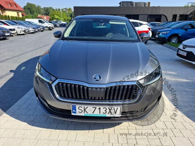 2 - Skoda Octavia 2.0 TDI Ambition DSG 2023r. SK713XV Pojazd znajduje się w firmie AACAR sp. z o.o. Kasztanowa 5, 32-400 Jawornik