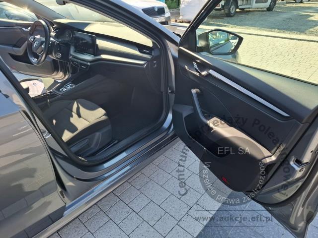 16 - Skoda Octavia 2.0 TDI Ambition DSG 2023r. SK713XV Pojazd znajduje się w firmie AACAR sp. z o.o. Kasztanowa 5, 32-400 Jawornik