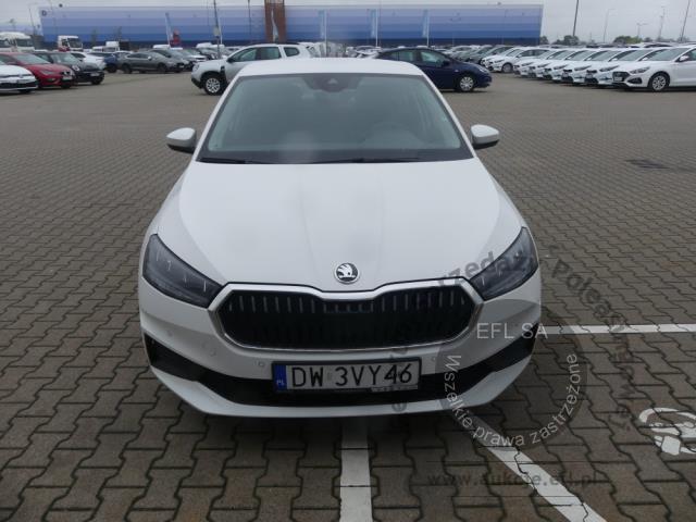 2 - Skoda Fabia 1.0 Ambition Hatchback 2023r. DW3VY46 Magnice