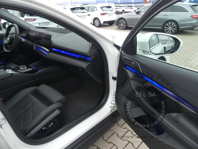 7 - BMW 530E HYBRYDA PLUG-IN G60 2023r.