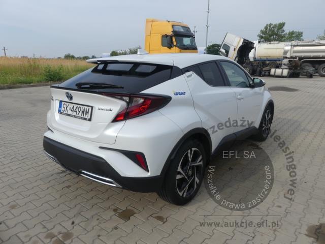 3 - Toyota C-HR 2.0 Hybrid Style 2022r. SK449WM Magnice