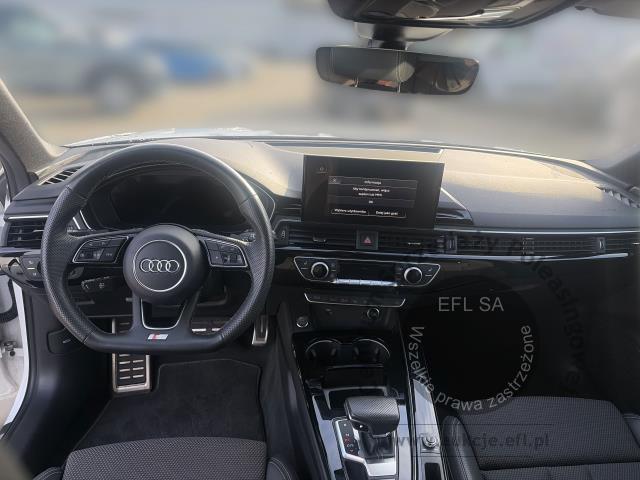 12 - AUDI A4 AVANT 40 TDI STRONIC 2023r.