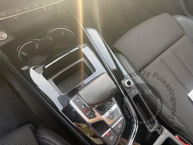 15 - AUDI A4 AVANT 40 TDI STRONIC 2023r.