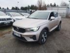 Volvo  XC40 B3 Core aut 2022r. WND1948C Pojazd znajduje się w firmie ARCTOS GROUP sp. z o.o. Al. Krakowska 7, 02-183 Warszawa