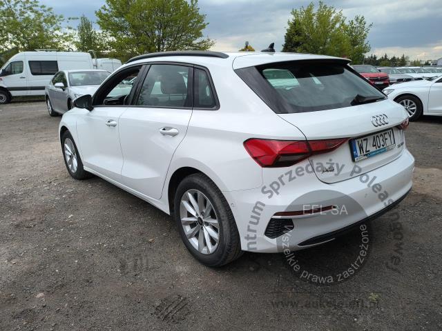 2 - AUDI A3 35 TFSI mHEV S tronic 2023r. WZ403FY Pojazd znajduje się w firmie ARCTOS GROUP sp. z o.o. Al. Krakowska 7, 02-183 Warszawa