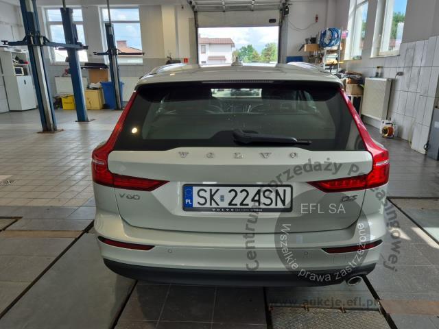 5 - Volvo V60 D3 Momentum Pro aut 2020r. SK224SN UWAGA!! Pojazd znajduje się w lokalizacji: Janki, Al. Krakowska 52, 05-090 Janki