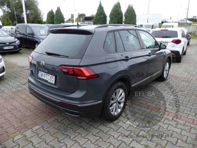 3 - Volkswagen Tiguan 1.5 TSI EVO Life 2022r. DW9TC65 UWAGA!! Pojazd znajduje się w firmie AUTO MOTO CENTRUM sp. z o.o. ul. Ostrowska 328 (przy Trasie Katowickiej) 61-312 Poznań