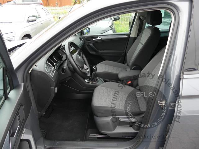 5 - Volkswagen Tiguan 1.5 TSI EVO Life 2022r. DW9TC65 UWAGA!! Pojazd znajduje się w firmie AUTO MOTO CENTRUM sp. z o.o. ul. Ostrowska 328 (przy Trasie Katowickiej) 61-312 Poznań