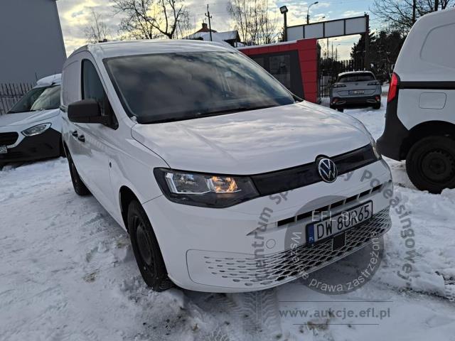 5 - Volkswagen  Caddy 2.0 TDI 2022r. DW8UR65 Pojazd znajduje się w firmie ARCTOS GROUP sp. z o.o. Al. Krakowska 7, 02-183 Warszawa