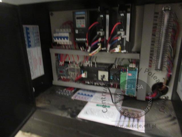 21 - Okleiniarka krzywoliniowa LAZZONI GROUP - KN 700-3