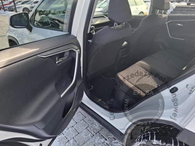 6 - Toyota RAV4 2.5 Hybrid Comfort  2022r. SK205XC UWAGA!! Pojazd znajduje się w lokalizacji: Jawornik 90, Myślenice 32-400