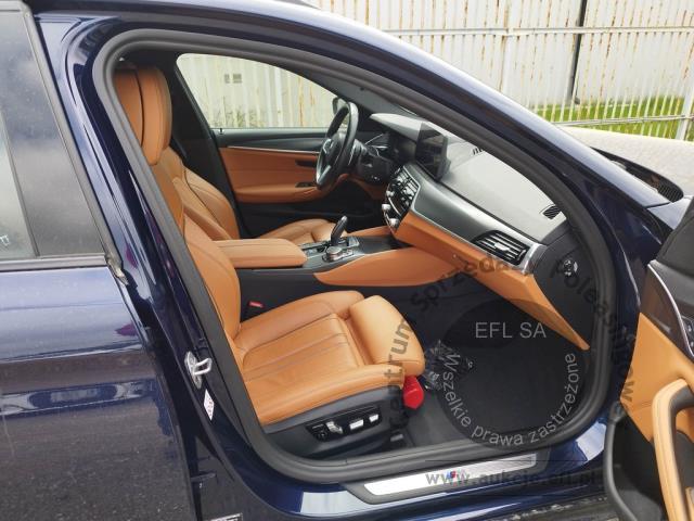 10 - BMW Seria 5 530i xDrive mHEV sport 2022r. WND9177A Pojazd znajduje się w firmie ARCTOS GROUP sp. z o.o. Al. Krakowska 7, 02-183 Warszawa