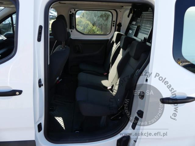 8 - Opel Combo Cargo XL 1.5 CDTI 2,4t  2020r. PO9SM27 UWAGA!! Pojazd znajduje się w firmie AUTO MOTO CENTRUM sp. z o.o. ul. Ostrowska 328 (przy Trasie Katowickiej) 61-312 Poznań
