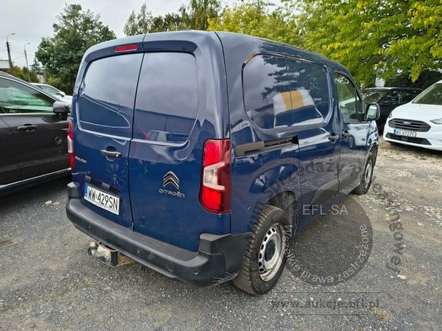 4 - Citroen Berlingo Van 1.5 BlueHDi M Clu 2021r. WW429SN UWAGA!! Pojazd znajduje się w firmie Arctos Sp. z o.o. Warszawa, Al. Krakowska 7, 02-183 Warszawa