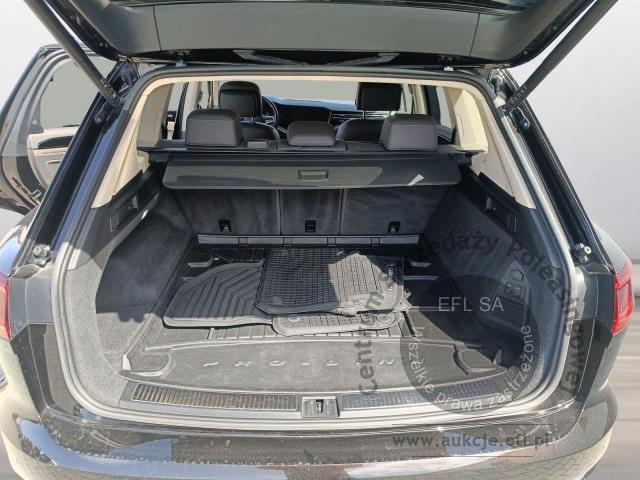 16 - VOLKSWAGEN TOUAREG 3.0 TDI V6 4MOTION 2021r.